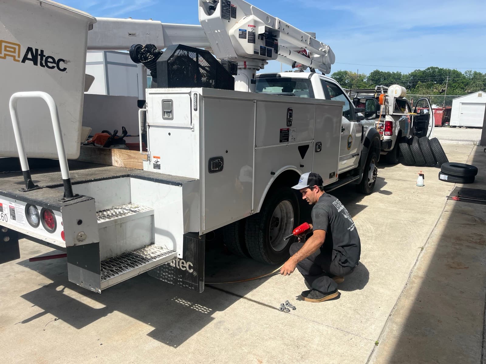 K&W Mobile Tire Service — Fleet Services